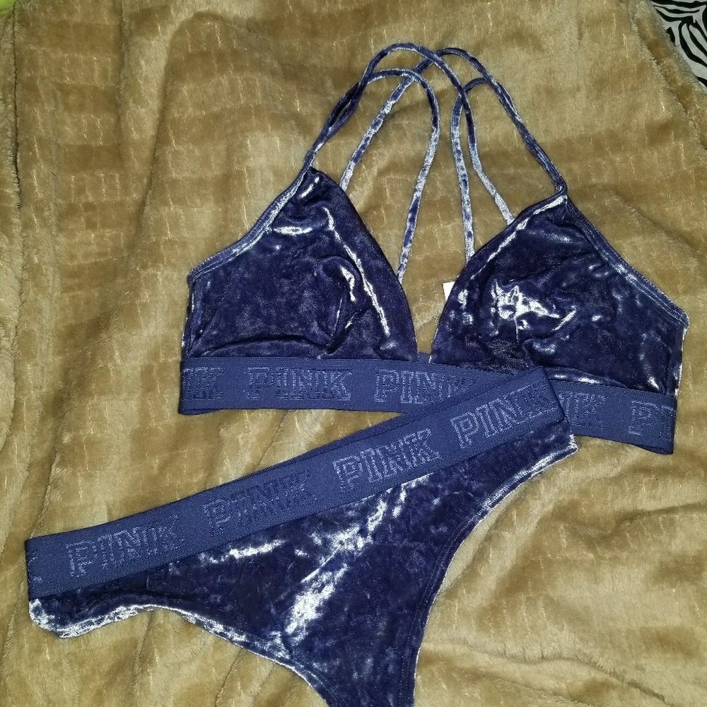 NEW! VICTORIA SECRET VELVET BRALETTE PANTY SET